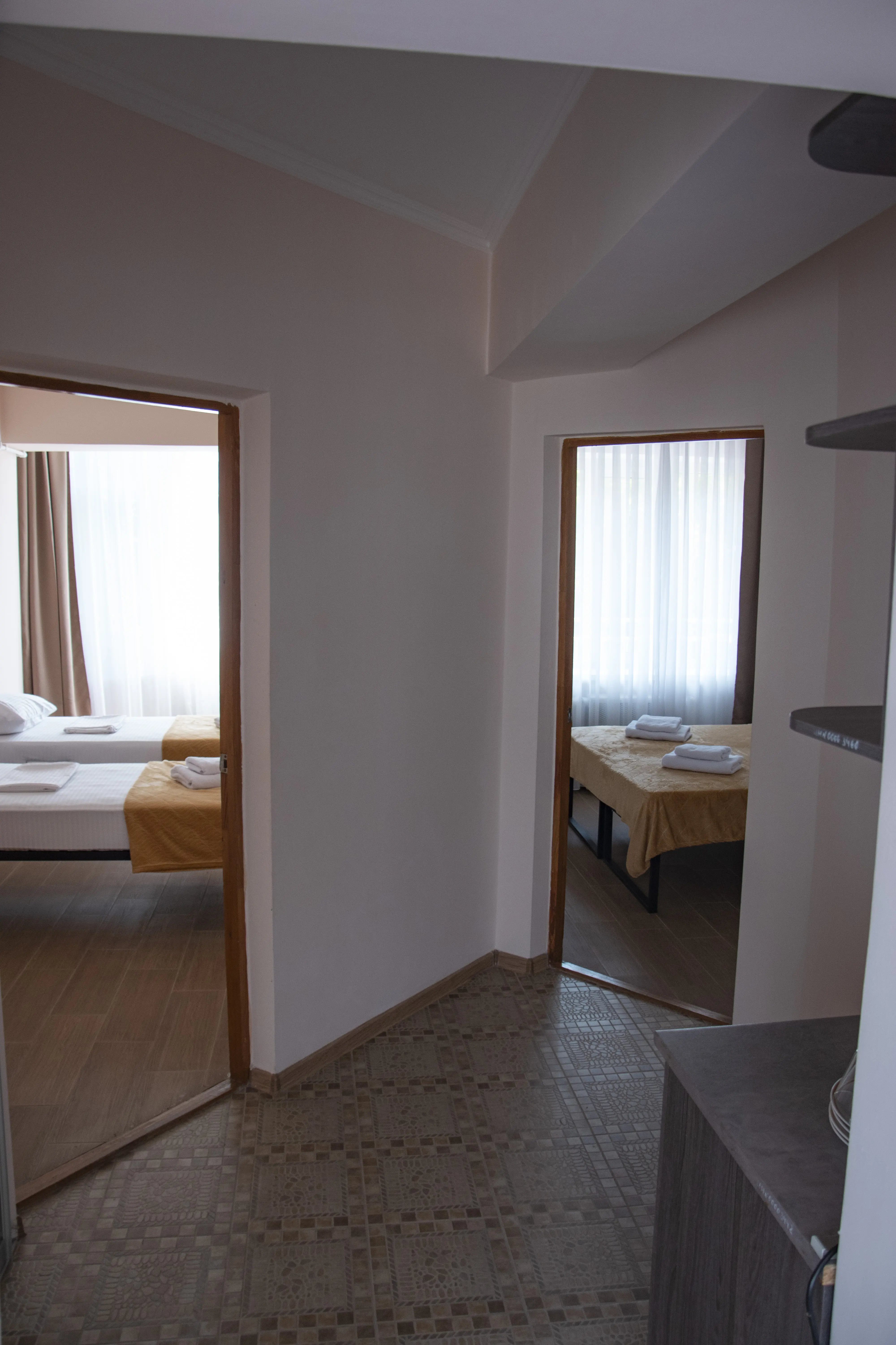 2х комнатный с мини-кухней